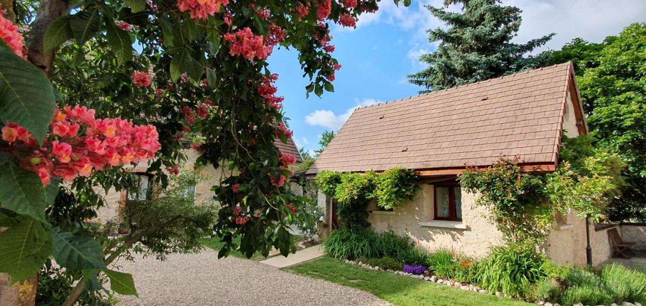 Maison Des Maries Beaulieu-sur-Loire Eksteriør billede
